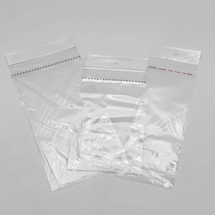 BUSTINE CON FORO BIANCO RINFORZATO - GRANDI (OLTRE I 150 CM²)