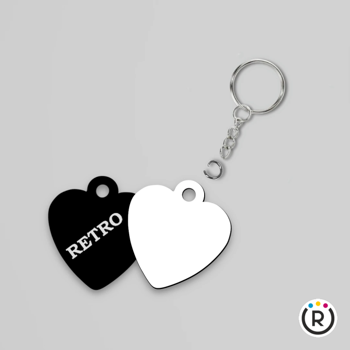 PORTACHIAVI A CUORE IN HDF PER SUBLIMAZIONE CON ANELLO E CATENA IN VERSIONE ECONOMICA – 5,1 x 4,6 CM SPESSORE 3 MM – RETRO NERO