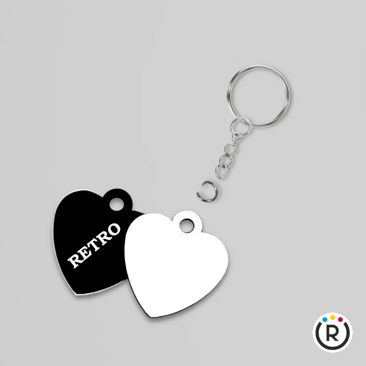 PORTACHIAVI A CUORE IN HDF PER SUBLIMAZIONE CON ANELLO E CATENA IN VERSIONE ECONOMICA – 5 x 4 CM SPESSORE 3 MM –  RETRO NERO